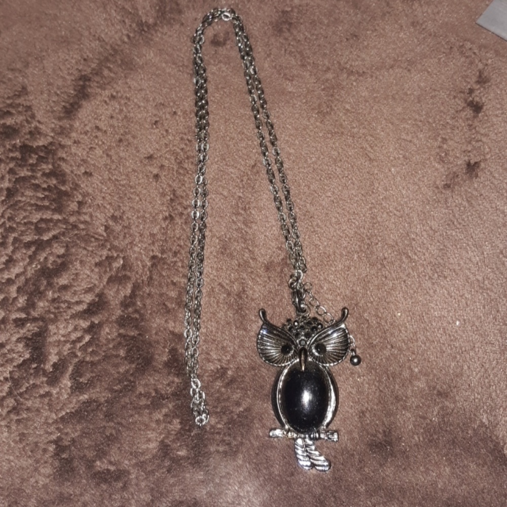 Neckless